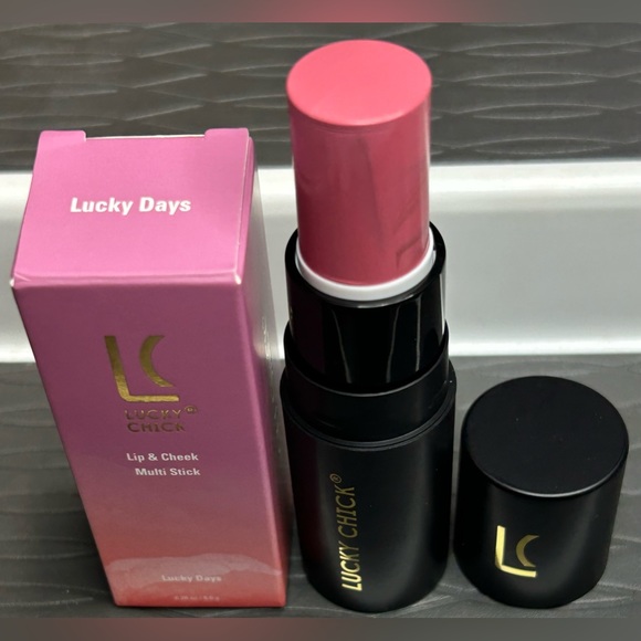 LUCKY CHICK LIP AND CHEEK MULTI STICK - LUCKY DAYS - Picture 6 of 11